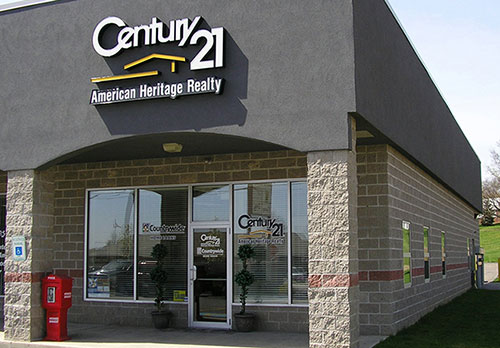 Century 21 building in Sarver